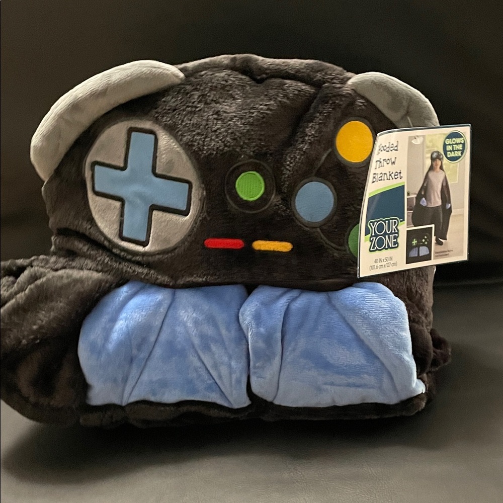 Your Zone Kids Gaming Throw Blanket - Black and Blue